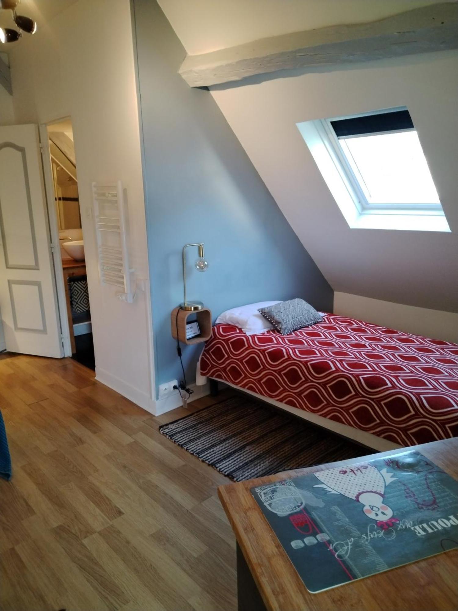 לה מאנש Appartement Henri II מראה חיצוני תמונה